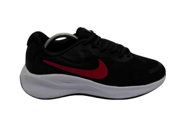 NIKE REVOLUTION 7